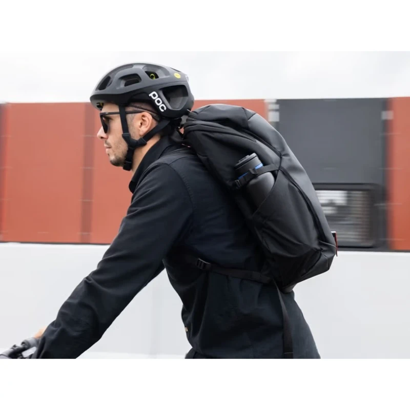 plecak-quad-lock-traverse-26l-czarny-9.webp