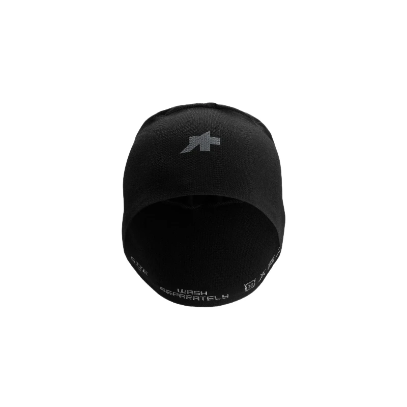 czapka-assos-winter-cap-p3-czarna-1.webp