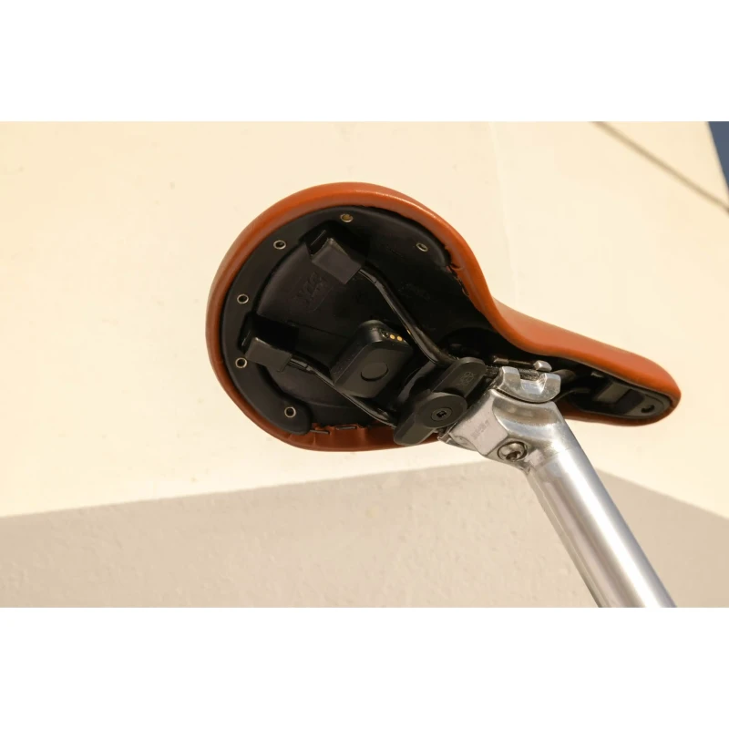 uchwyt-lokalizatora-do-siodelka-quad-lock-bike-alarm-saddle-rail-adaptor-3.webp