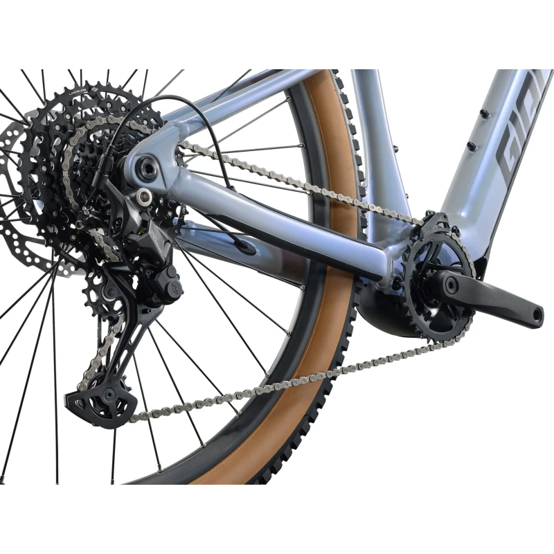 rower-elektryczny-giant-talon-e-2-moonstone-4.webp